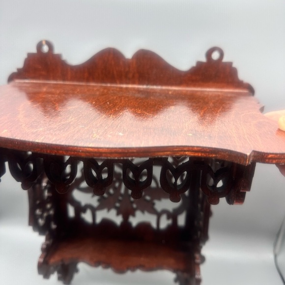 Vintage Victorian Intricate Wooden Wall Shelf - Picture 2 of 10